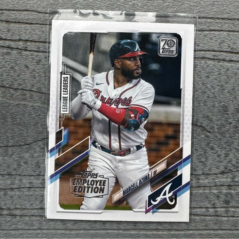 2021 Topps Employee Edition Marcell Ozuna Atlanta Braves Rare Parallel 312 L.L.